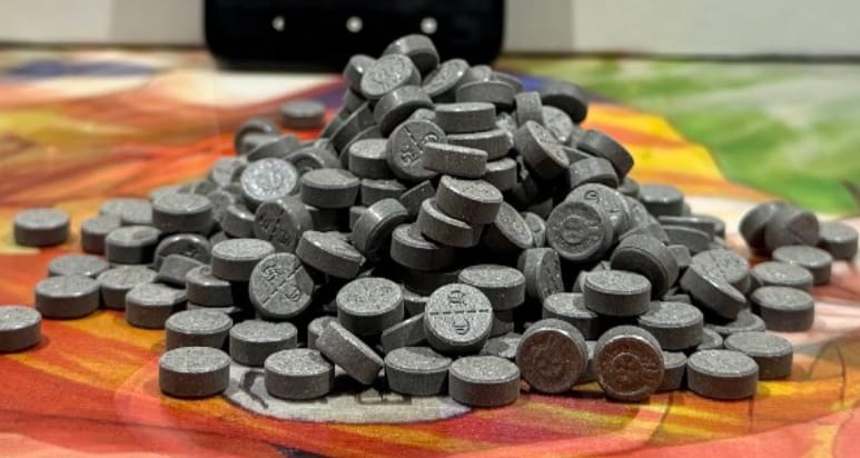 WhatsApp Image 2025-09-14 at 10.07.48 PM (3)